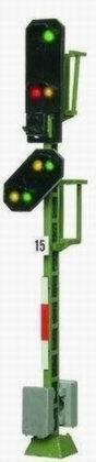 Color light stop signal with distant signal<br /><a href='images/pictures/Viessmann/4015.jpg' target='_blank'>Full size image</a>